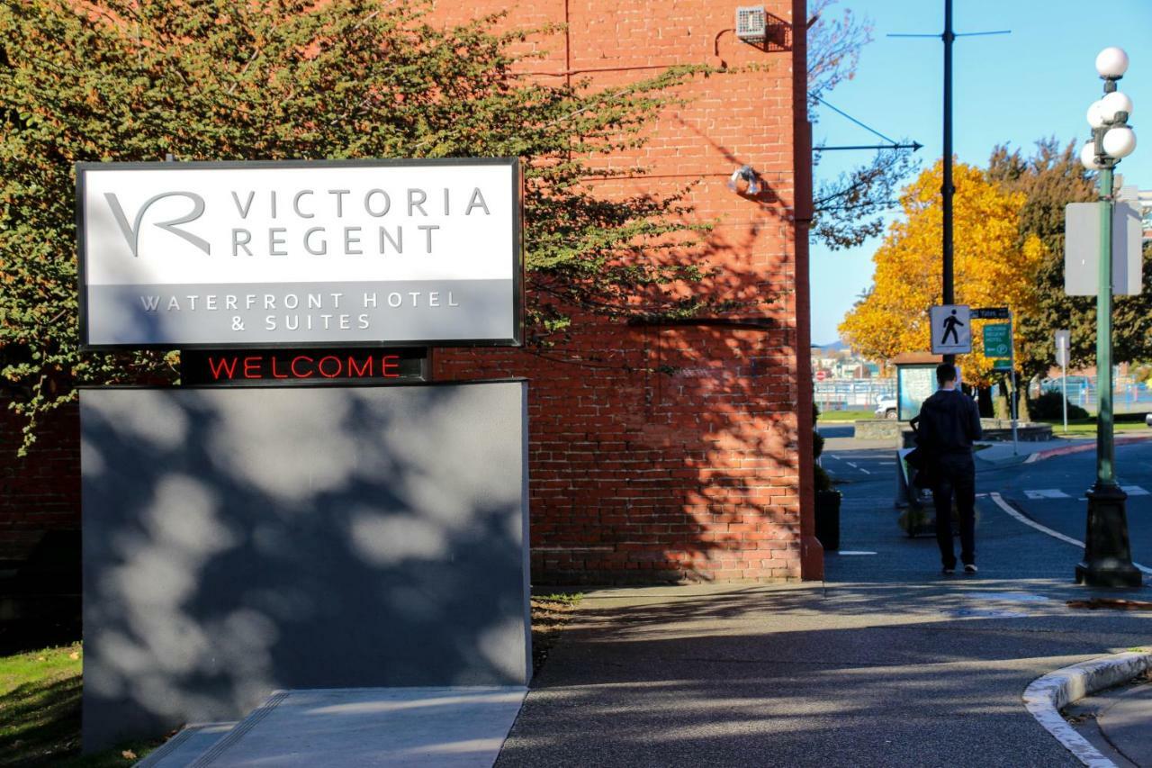 Victoria Regent Waterfront Hotel & Suites Exterior foto
